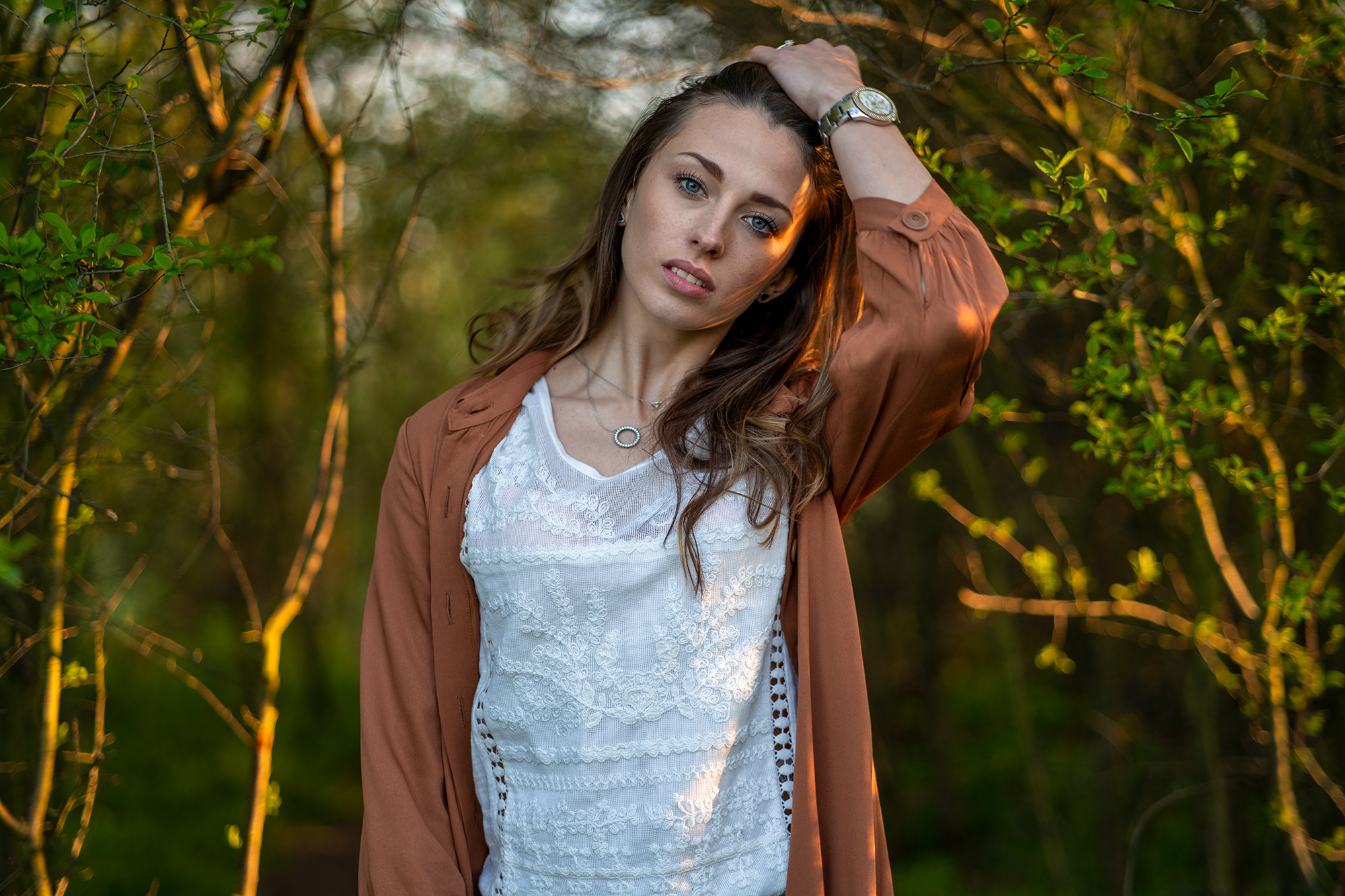 Portret wykonany Samyangiem AF 75 mm f/1.8 Rozmycie tła charakterystyczne dla obiektywów Samyanga